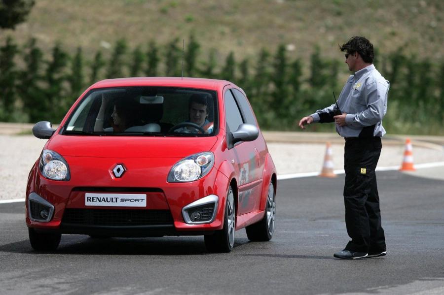  Renault Twingo RS 2008 года  (фото 58 из 143)